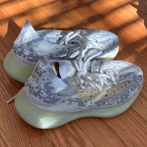 Yeezy Athletic Shoes in Gray and White